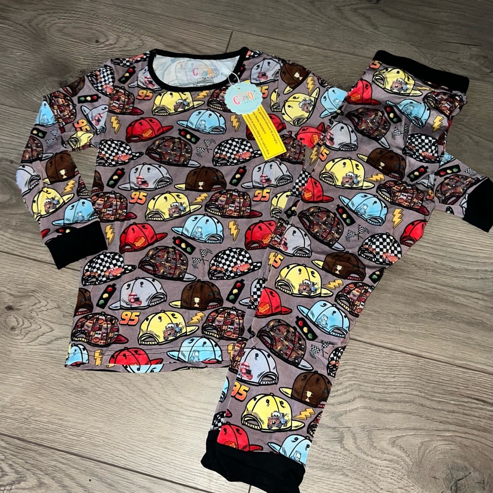 NWT Disney cars snap back bamboo pajamas